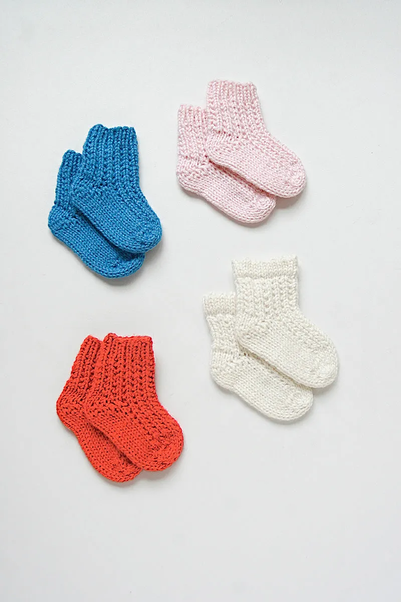 Berroco Vintage Baby Patterns - Ray Bonnet & Sock Set - PDF Download