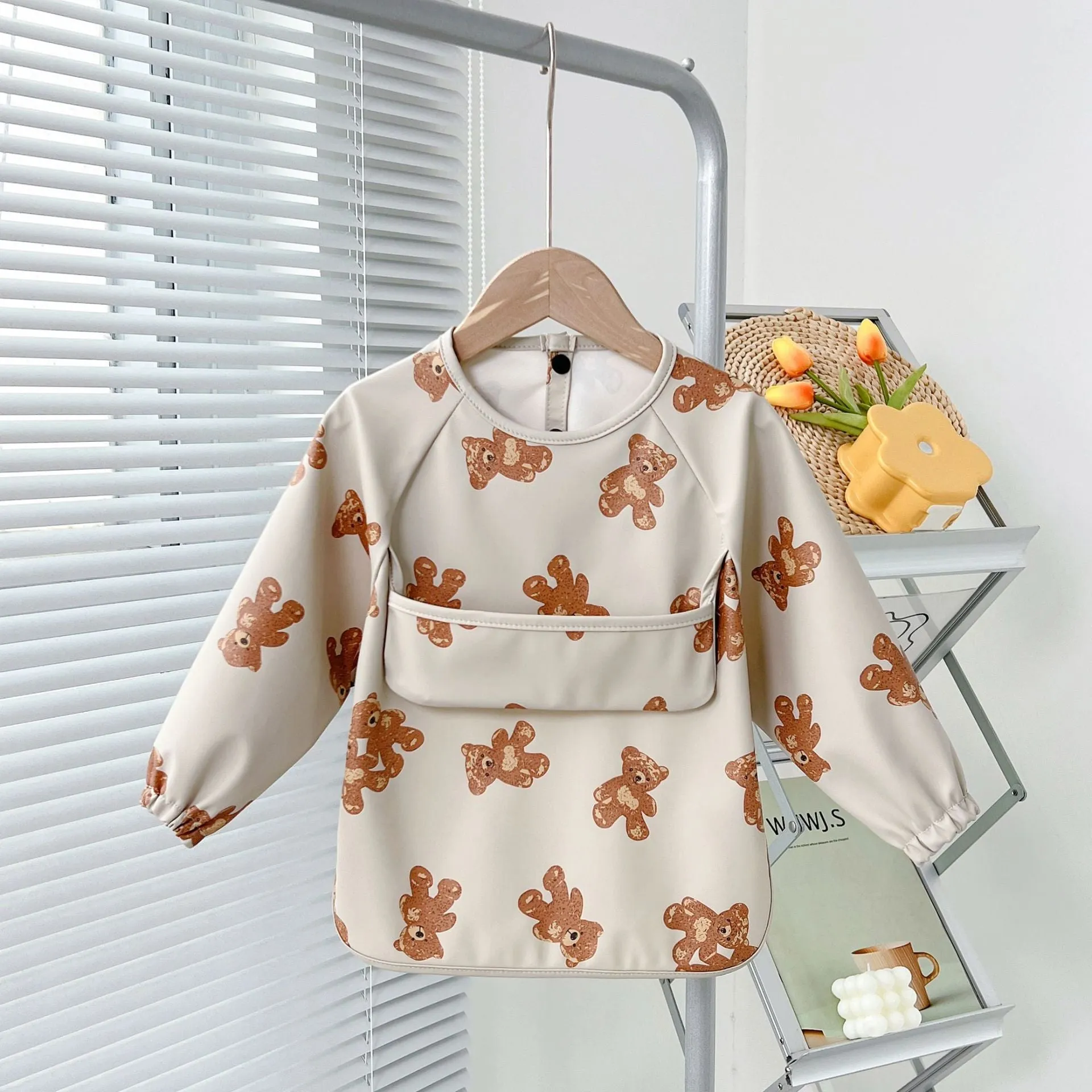 Cute Baby Bibs Toddler Waterproof Long Sleeve Apron Cartoon Animals Children Feeding Smock