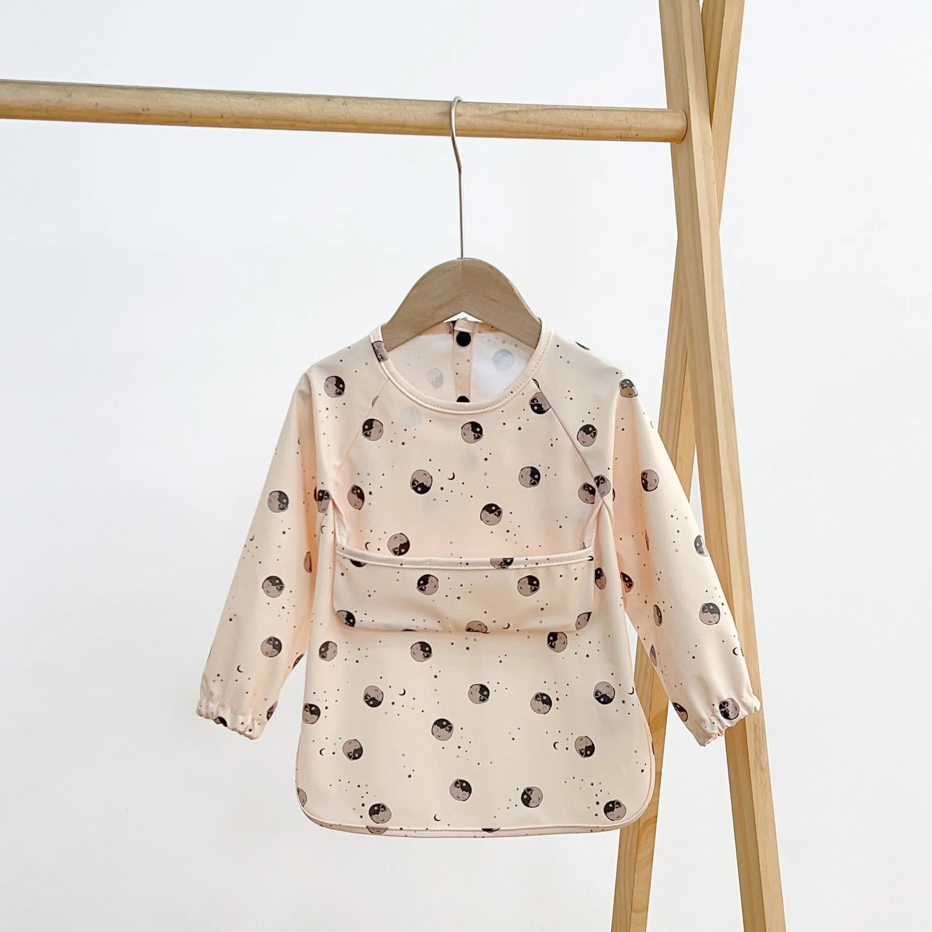 Cute Baby Bibs Toddler Waterproof Long Sleeve Apron Cartoon Animals Children Feeding Smock