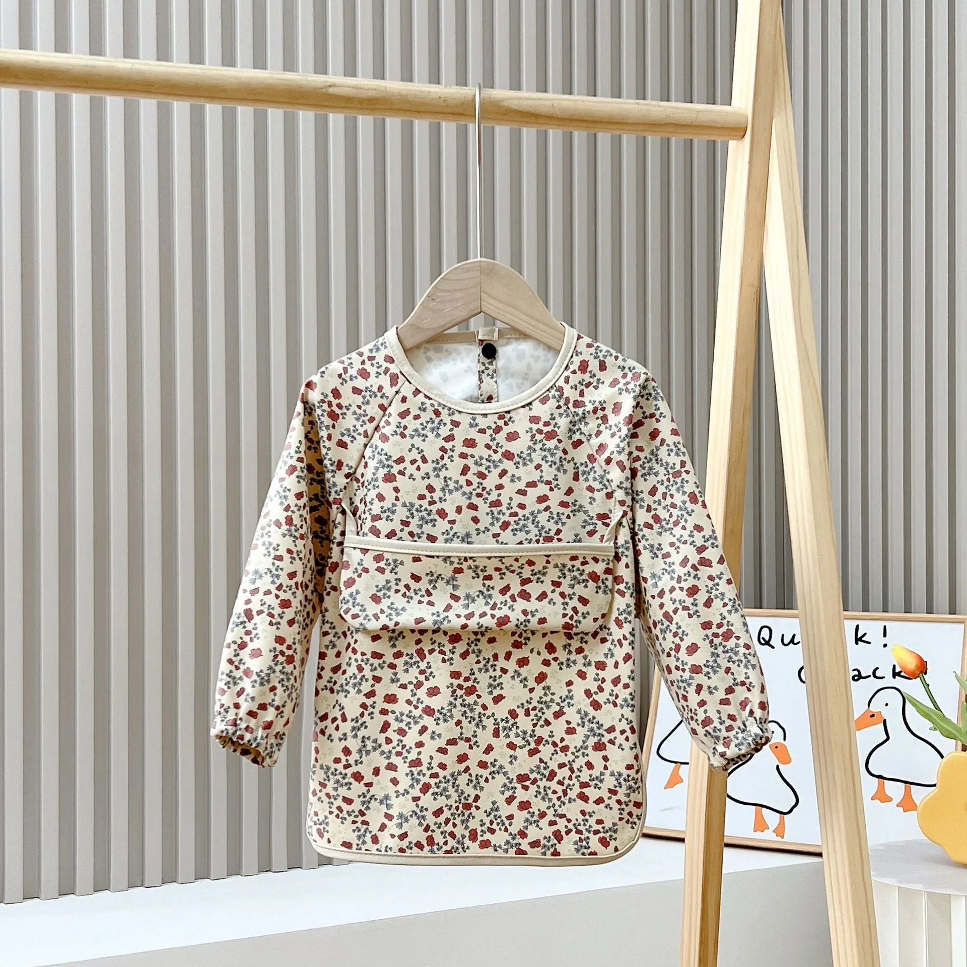 Cute Baby Bibs Toddler Waterproof Long Sleeve Apron Cartoon Animals Children Feeding Smock