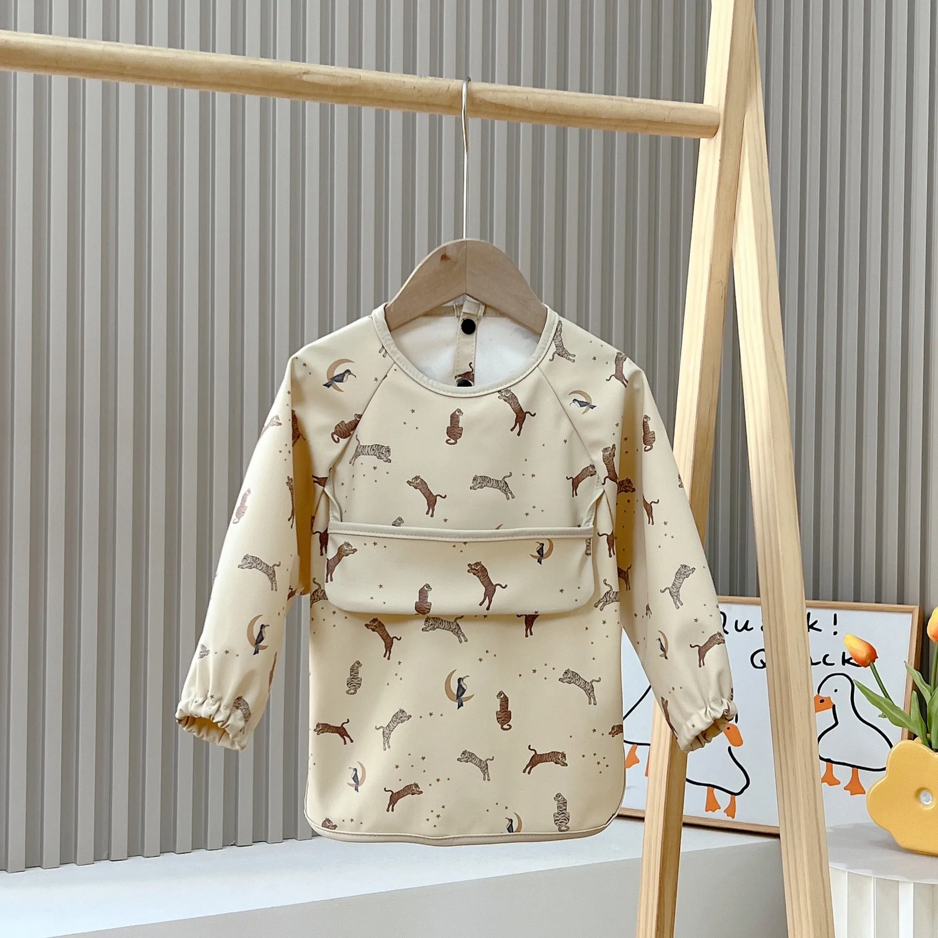 Cute Baby Bibs Toddler Waterproof Long Sleeve Apron Cartoon Animals Children Feeding Smock