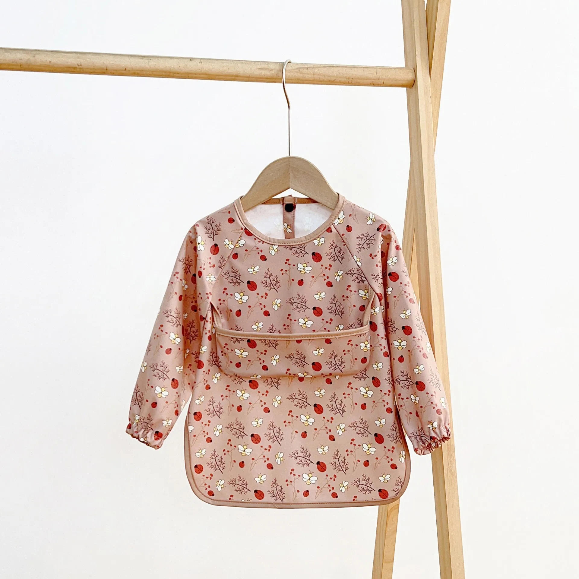 Cute Baby Bibs Toddler Waterproof Long Sleeve Apron Cartoon Animals Children Feeding Smock