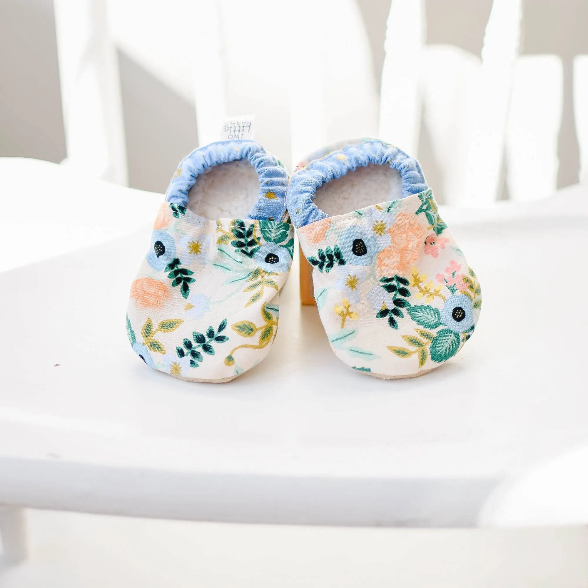 G I F T S E T S | Bib & Booties | Birch Blush