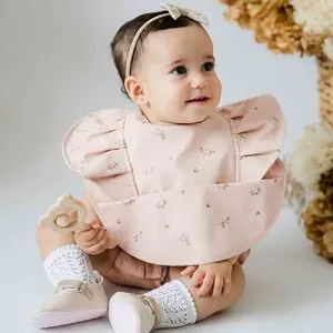 Snuggle Hunny Frill Bib Waterproof